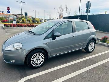 Fiat grande punto 1.4 benzina neo patentati