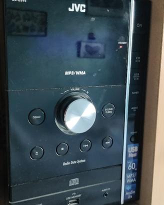 Impianto WiFi compatto completo di CD, radio e USB