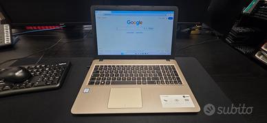 Portatile Asus VivoBook 15"