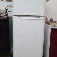 Frigorifero Indesit A+ con congelatore 