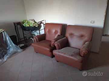 coppia poltrone in pelle