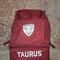 zaino e abbigliamento calcio