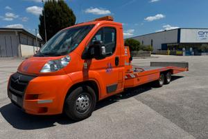 Carro attrezzi super ribassato