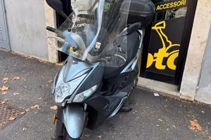 Kymco Agility 150 euro 4 - 2017 - PERMUTE