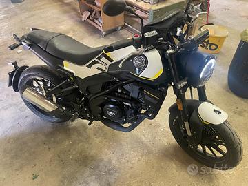 BENELLI LEONCINO 250