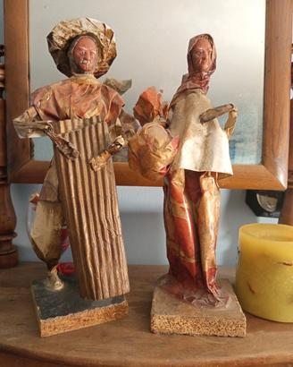statuine in carta pesta