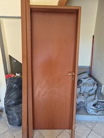 Porta Interna Tamburata Noce 80x210 cm