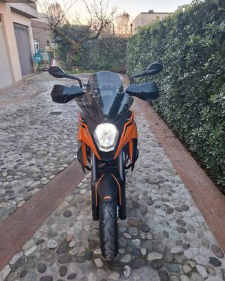KTM 990 smt