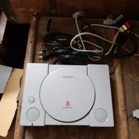 Vecchia consolle Sony Playstation 1