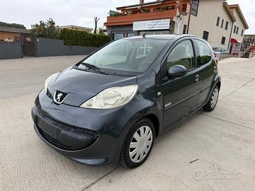 Peugeot 107 1.0 68CV 5p. Plaisir