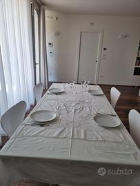 elegante tovaglia ricamo fiorentino