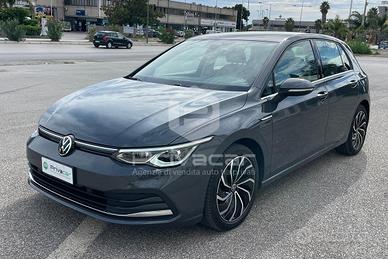 VOLKSWAGEN Golf 1.5 TGI DSG Style