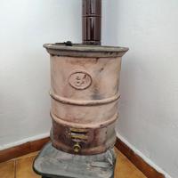 2 Stufe a legna in ghisa con tubo