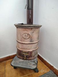 2 Stufe a legna in ghisa con tubo