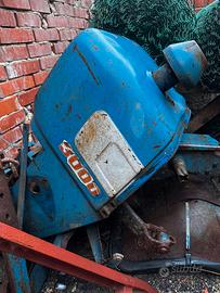 Cofano Ford 3000