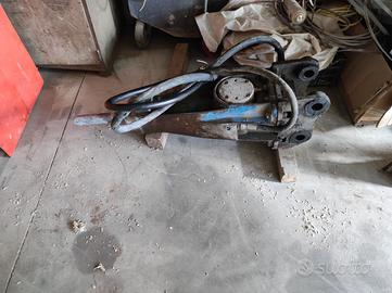 Martellone x escavtore cat 303