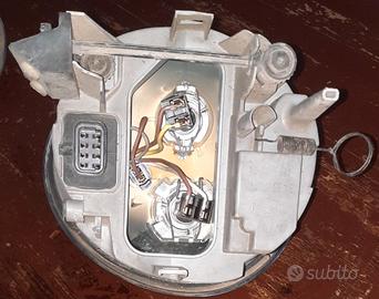 Fari usati Lancia Lybra 1.9 jtd 