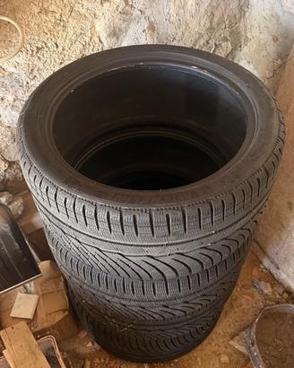Treno gomme invernali Michelin Pilot Alpin