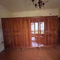 Elegante Armadio Classico 6 Ante - Legno Lucido