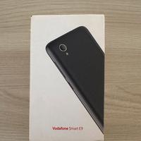 Cellulare Vodafone Smart E9