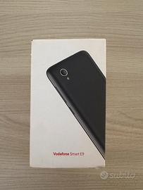 Cellulare Vodafone Smart E9