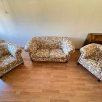 Set divano e poltrone Chesterfield