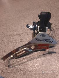 Deragliatore anteriore Shimano