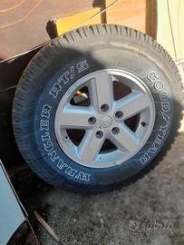 4 cerchi  per jeep wrangler 
