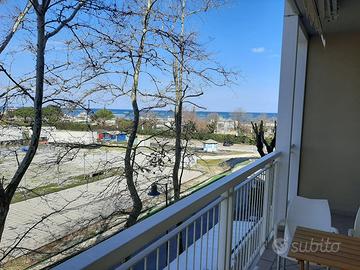 Appartamento con Terrazzo Vista Mare e Posto Auto