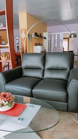 DIVANO PELLE NERA NUOVO
