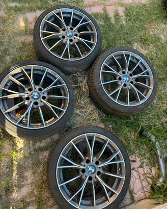 Set 4 cerchi in lega BMW con pneumatici