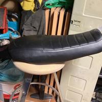 Sella Ducati scrambler