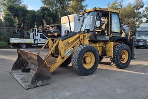 Terna Caricatrice Venieri 12.23 con retroescavator