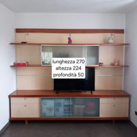 mobile sala  con vetrinetta con luci