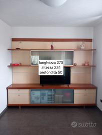 mobile sala  con vetrinetta con luci