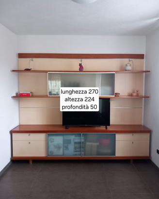 mobile sala  con vetrinetta con luci