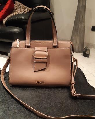 Borsa Lancetti