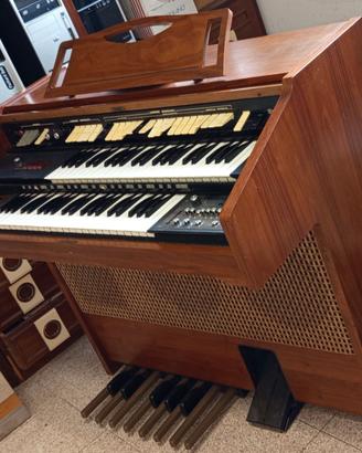 Organo Farfisa anni '70