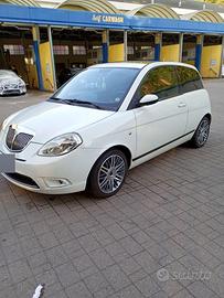 Lancia Y Momo Design 1.3 Multijet