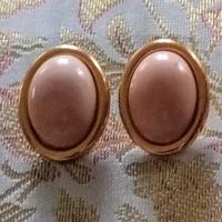 Orecchini a cabochon rosa con clip