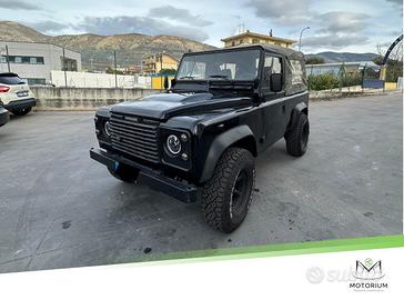 Land Rover DEFENDER SOFTTOP 90 2.5 4WD