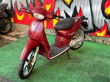 Aprilia Scarabeo 50 FINANZ INTERESSI 0 NO ANTICIPO