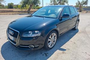 Audi A3 1.6 TDI 105 CV CR Ambition