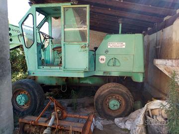 Escavatore Hydromac Hg7 gommato