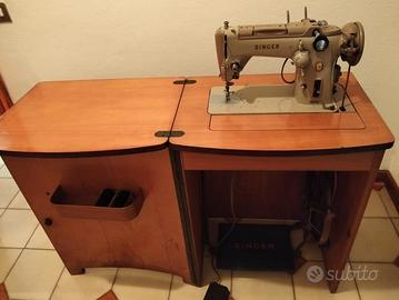 Macchina da cucire Singer 319K con mobile