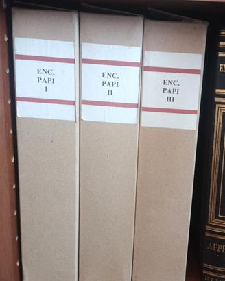 TRECCANI DEI PAPI ENCICLOPEDIA 3 VOLUMI 