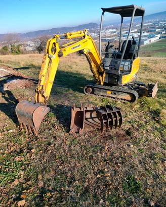 Escavatore yanmar + 3 Benne