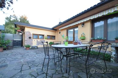 Casa Veronica "Quantità e Qualità"