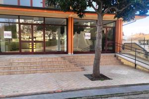 Intero Piano Terra adibito a Locale Commerciale