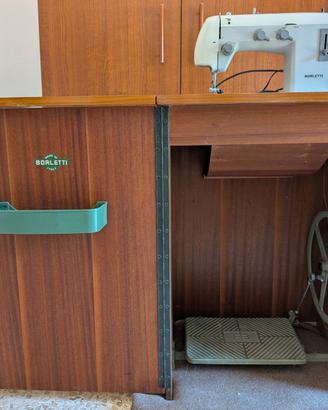 Macchina da cucire vintage